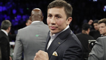 Фотография к новости: Геннадий Головкин поздравил казахстанцев с Новым годом