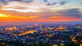 Фотография к новости: Busta Rhymes и Макс Барских: Как в Алматы отметят День города