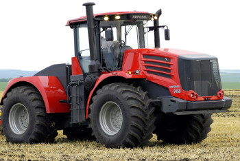 Фотография к новости: Российский "Кировец" будут собирать из казахстанских комплектующих