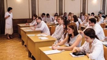 Фотография к новости: Студенты медвузов будут проходить психологический отбор – Минздрав