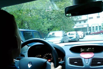 Фотография к новости: Видео поездки детей за рулем внедорожника по ночному Жанаозену попало в сеть 