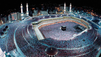 Фотография к новости: Защитить интересы и безопасность казахстанцев во время совершения хаджа призвал Калетаев