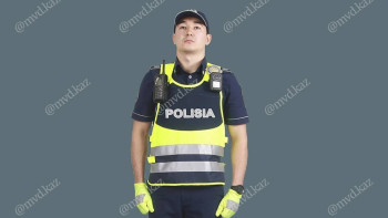 Фотография к новости: В МВД прокомментировали спорный  вопрос о надписи "Polisia" на новой форме полицейских  