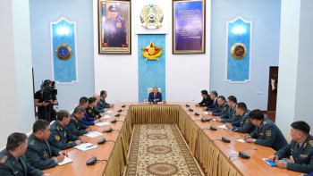 Фотография к новости: Смену министра обороны объяснил Назарбаев