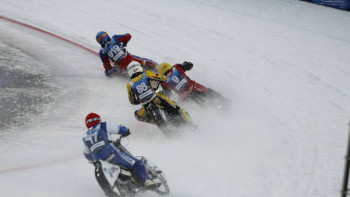 Фотография к новости: В Алматы завершился финал личного Чемпионата мира по мотогонкам на льду 