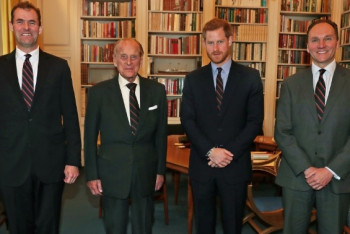 Фотография к новости: Елизавета II назначила внука генерал-капитаном Королевской морской пехоты