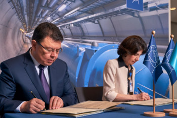 Фотография к новости: Казахстан подписал соглашение с Европейской организацией по ядерным исследованиям 