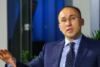 Фотография к новости: МИК готов стать посредником - Абаев о конфликте Ratel и Forbes с Какимжановым