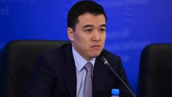 Фотография к новости: Даленов возьмёт на личный контроль снижение тарифов в Казахстане