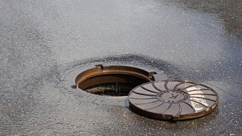 Фотография к новости: Сообщающие о своей пропаже люки разрабатывают в Астане