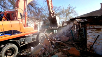 Фотография к новости: Ещё свыше 1 млрд тенге потратят на снос ветхого жилья в Боровом