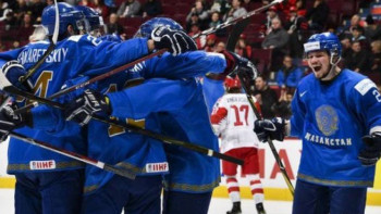 Фотография к новости: Сборная Казахстана разгромила Данию и сохранила место в элите МЧМ по хоккею