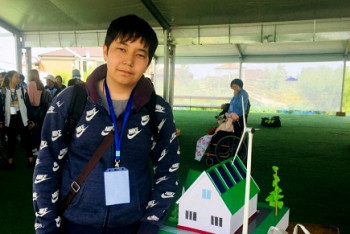 Фотография к новости: Школьник мотивирует астанчан к раздельному сбору мусора