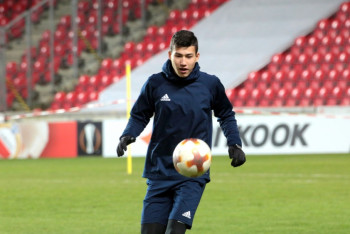 Фотография к новости: Забили по голу и после матча пошли собирать мячи – Зайнутдинов о дебюте в сборной