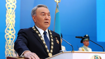 Фотография к новости: Подписан закон о праве Назарбаева пожизненно возглавлять Совбез