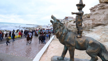 Фотография к новости: Площадь мифов появилась в Актау 