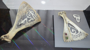 Фотография к новости: Статуэтки из костей от акмолинского художника покоряют мир