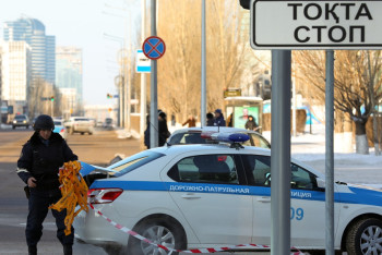 Фотография к новости: Оцепление у Дома министерств: найден владелец сумки 