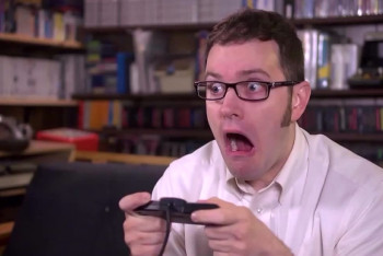 Фотография к новости: ВОЗ признала заядлых геймеров психически больными