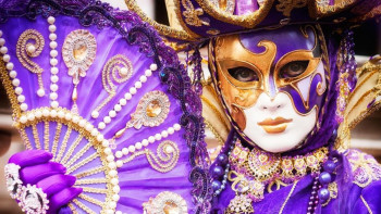 Фотография к новости: Сезон карнавалов начался в Италии