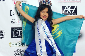 Фотография к новости: Юная казахстанка победила на конкурсе красоты в Москве 