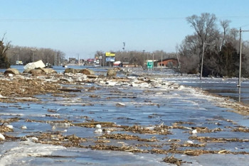 Фотография к новости: Сильнейшее за полвека наводнение произошло в США