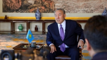 Фотография к новости: Это всегда вспоминается, когда трудно - Назарбаев рассказал о родном селе 