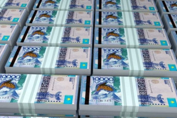 Фотография к новости: Фальшивые 10-тысячные купюры печатали в подпольном цехе в Алматы – ДГД