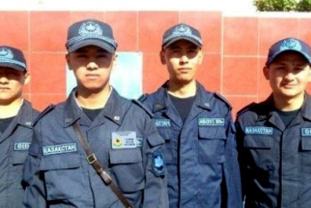 Фотография к новости: Гвардейцы спасли женщину от разъярённого мужа в Темиртау