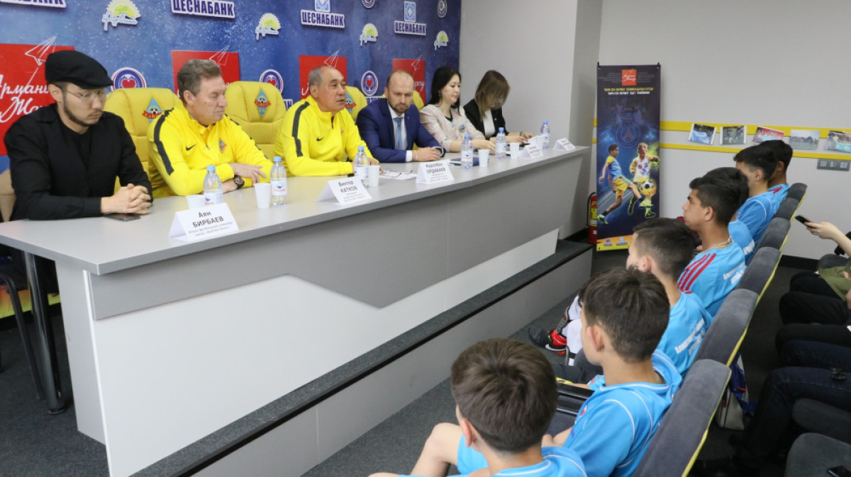  Захар Свириденко