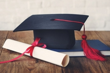 Фотография к новости: Основные причины оттока абитуриентов в зарубежные страны озвучил МОН РК