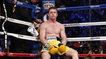 Фотография к новости: "Канело" вылетел из десятки лучших боксёров мира