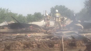 Фотография к новости: Ребёнок погиб в загоревшемся автомобиле в одном из посёлков Туркестанской области