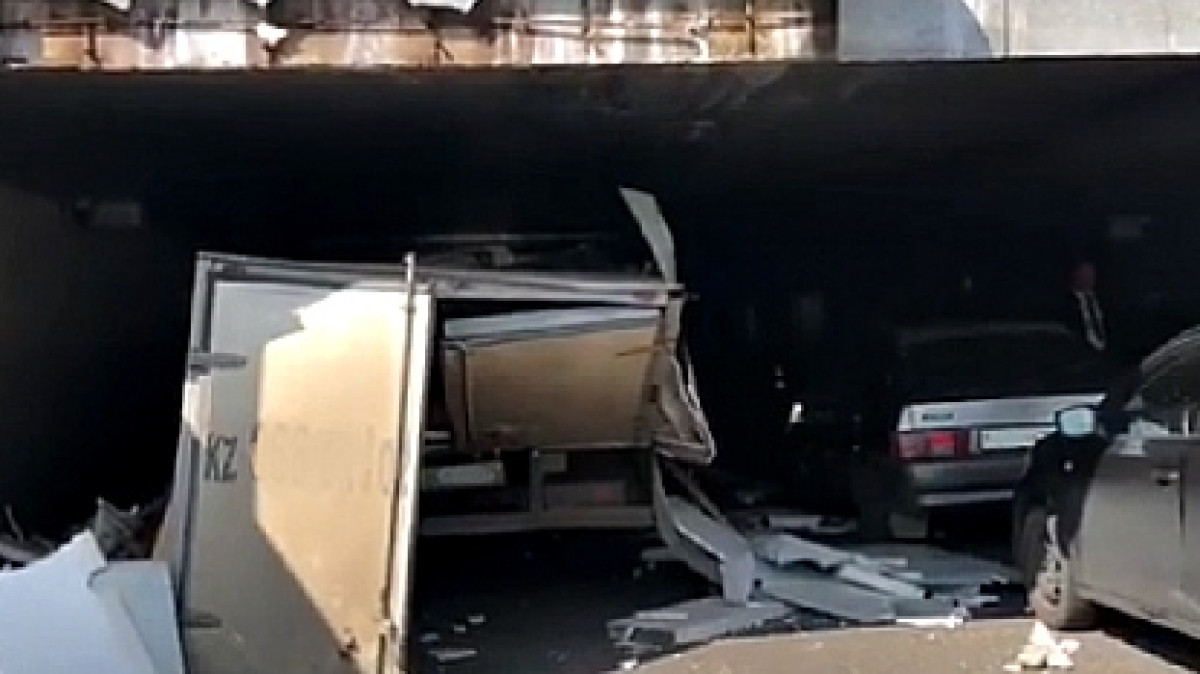  кадры из видео