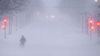 Фотография к новости: Штормовое предупреждение объявлено в 6 областях Казахстана