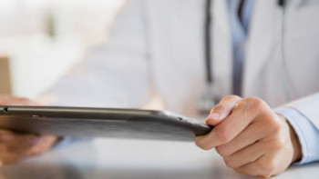 Фотография к новости: В Казахстане более 200 форм медицинской документации перевели в электронный формат