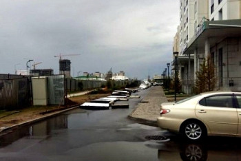 Фотография к новости: Вопрос о компенсации пострадавшим от урагана будет решать акимат - ДЧС Астаны