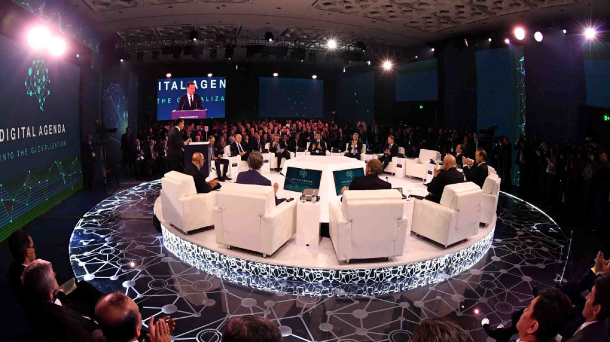  Руслан Канабеков 