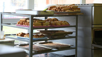 Фотография к новости: Более 30% школьных столовых в Казахстане ежегодно остаются вне проверок 