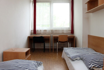 Фотография к новости: Карантин объявили в общежитии, где жил скончавшийся студент из Талдыкоргана   