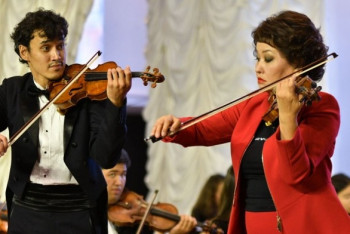 Фотография к новости: Мусаходжаева свою премию в 10 млн тенге направит на создание симфонического оркестра