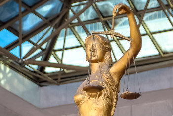 Фотография к новости: К 11 годам лишения свободы приговорен участник перестрелки в Мангистау