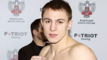 Фотография к новости: Российский боксёр сдался Илье Очкину