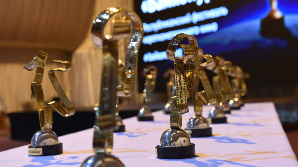  "Казахстанский Бродвей"