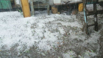 Фотография к новости: Крупный град накрыл ВКО