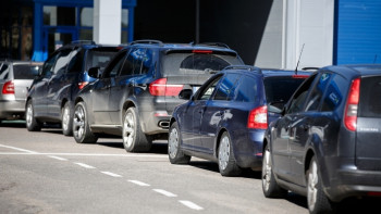 Фотография к новости: Снижение таможенных пошлин на ввоз автомобилей не коснется Казахстана