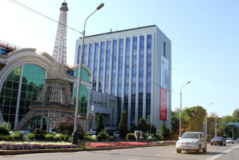 Фотография к новости: Необходимым и своевременным назвал политолог переименование улицы Фурманова в Алматы