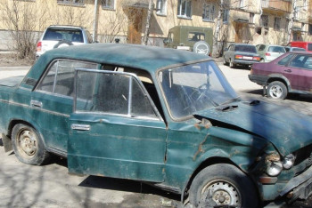 Фотография к новости: 146 бесхозных машин эвакуировали полицейские Алматы 