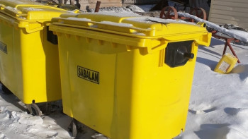 Фотография к новости: В школах Караганды установят контейнеры для раздельного сбора мусора