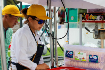 Фотография к новости: Объемы ритейла в Казахстане растут быстрее зарплат работающих в нем